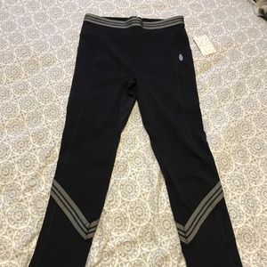 NWT free people movement leggings